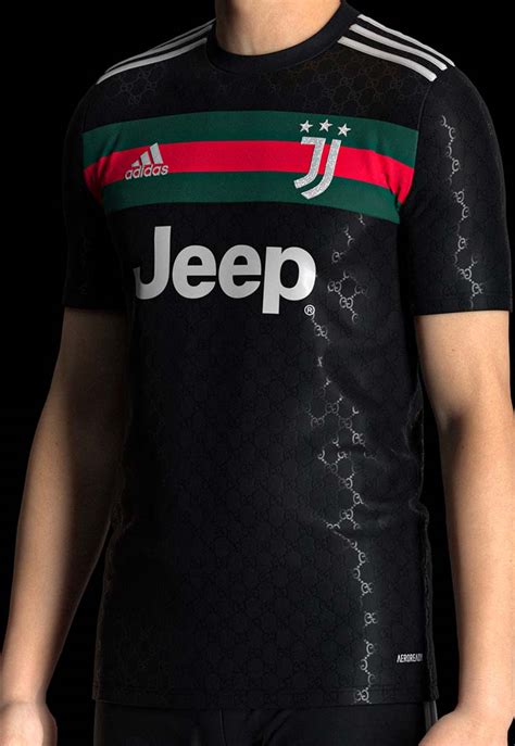 settpace Juventus x Gucci